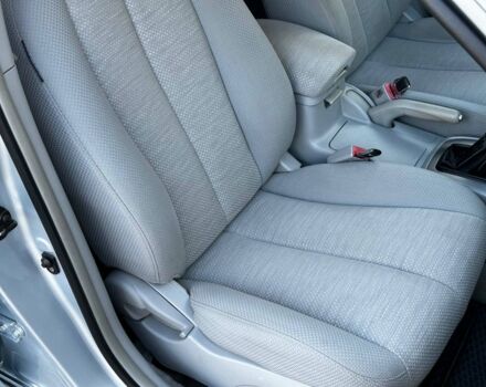 Серый Хендай Соната, объемом двигателя 2.4 л и пробегом 232 тыс. км за 5590 $, фото 15 на Automoto.ua