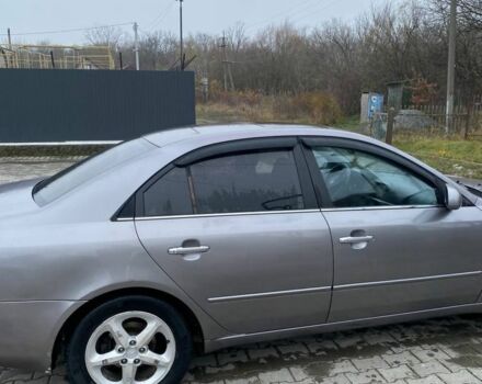 Сірий Хендай Соната, об'ємом двигуна 2 л та пробігом 243 тис. км за 6500 $, фото 2 на Automoto.ua