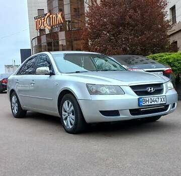 Хендай Соната 2006 в Одессе на Automoto.ua Серый Хендай Соната, объемом двигателя 2 л и пробегом 290 тыс. км за 5900 $, фото 7 на Automoto.ua