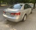 Сірий Хендай Соната, об'ємом двигуна 2 л та пробігом 340 тис. км за 3200 $, фото 3 на Automoto.ua