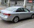 Серый Хендай Соната, объемом двигателя 2.4 л и пробегом 200 тыс. км за 3700 $, фото 32 на Automoto.ua