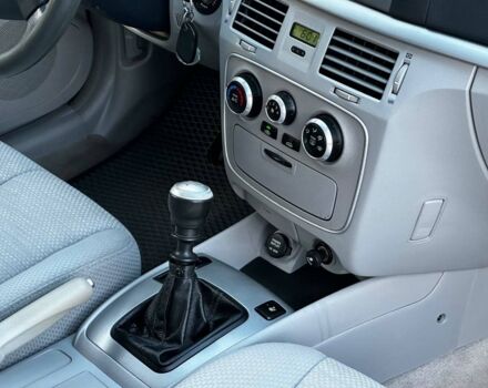 Серый Хендай Соната, объемом двигателя 2.4 л и пробегом 232 тыс. км за 5590 $, фото 17 на Automoto.ua