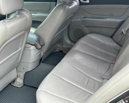 Серый Хендай Соната, объемом двигателя 2.4 л и пробегом 178 тыс. км за 4290 $, фото 11 на Automoto.ua