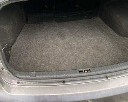 Серый Хендай Соната, объемом двигателя 2 л и пробегом 243 тыс. км за 6500 $, фото 9 на Automoto.ua