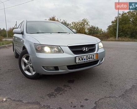 Серый Хендай Соната, объемом двигателя 2.4 л и пробегом 229 тыс. км за 4950 $, фото 34 на Automoto.ua