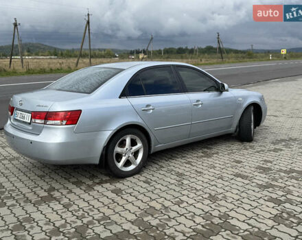 Серый Хендай Соната, объемом двигателя 2.36 л и пробегом 307 тыс. км за 5550 $, фото 10 на Automoto.ua