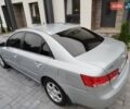 Сірий Хендай Соната, об'ємом двигуна 2 л та пробігом 126 тис. км за 5999 $, фото 6 на Automoto.ua