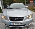 Сірий Хендай Соната, об'ємом двигуна 2 л та пробігом 126 тис. км за 5999 $, фото 1 на Automoto.ua
