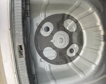 Серый Хендай Соната, объемом двигателя 2 л и пробегом 42 тыс. км за 9999 $, фото 46 на Automoto.ua