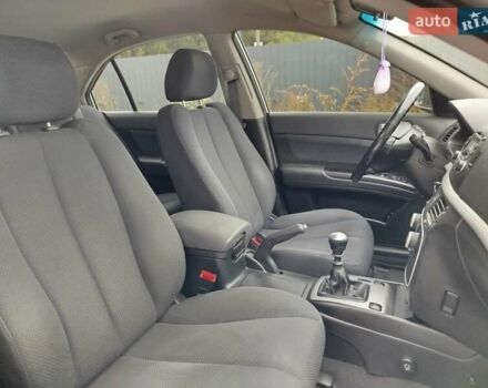 Сірий Хендай Соната, об'ємом двигуна 2 л та пробігом 126 тис. км за 5999 $, фото 19 на Automoto.ua