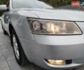 Сірий Хендай Соната, об'ємом двигуна 2 л та пробігом 126 тис. км за 5999 $, фото 14 на Automoto.ua