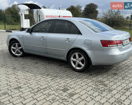 Серый Хендай Соната, объемом двигателя 2.36 л и пробегом 307 тыс. км за 5550 $, фото 22 на Automoto.ua