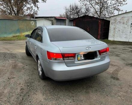 Серый Хендай Соната, объемом двигателя 2 л и пробегом 191 тыс. км за 5950 $, фото 6 на Automoto.ua