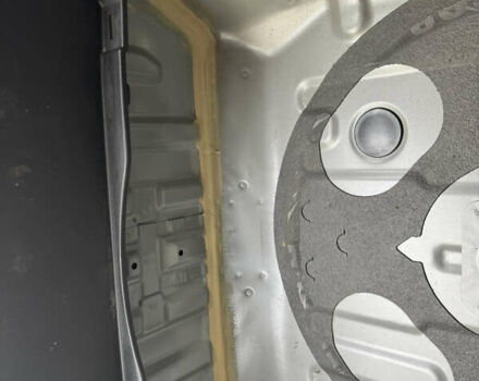 Серый Хендай Соната, объемом двигателя 2 л и пробегом 42 тыс. км за 9999 $, фото 47 на Automoto.ua