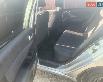Хендай Соната 2007 у Павлограде на Automoto.ua Сірий Хендай Соната, об'ємом двигуна 2 л та пробігом 187 тис. км за 5250 $, фото 1 на Automoto.ua