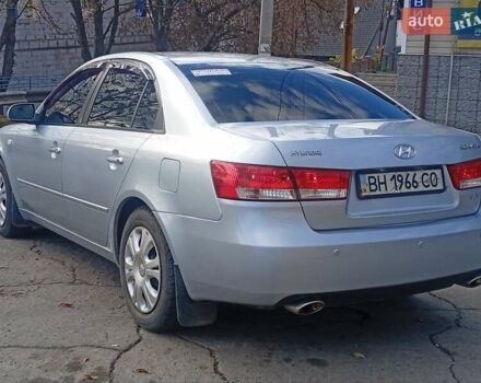 Сірий Хендай Соната, об'ємом двигуна 3.34 л та пробігом 190 тис. км за 5300 $, фото 9 на Automoto.ua