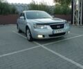 Сірий Хендай Соната, об'ємом двигуна 2 л та пробігом 300 тис. км за 4350 $, фото 1 на Automoto.ua