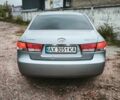 Хендай Соната 2008 у Києві на Automoto.ua Сірий Хендай Соната, об'ємом двигуна 2 л та пробігом 286 тис. км за 5499 $, фото 2 на Automoto.ua