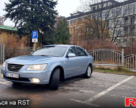 Хендай Соната 2008 у Тернополі на Automoto.ua Сірий Хендай Соната, об'ємом двигуна 2 л та пробігом 127 тис. км за 7600 $, фото 2 на Automoto.ua