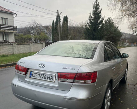 Серый Хендай Соната, объемом двигателя 2.36 л и пробегом 246 тыс. км за 6650 $, фото 5 на Automoto.ua
