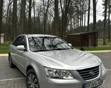 Серый Хендай Соната, объемом двигателя 2 л и пробегом 369 тыс. км за 5899 $, фото 7 на Automoto.ua