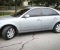 Хендай Соната 2008 у Києві на Automoto.ua Сірий Хендай Соната, об'ємом двигуна 2 л та пробігом 186 тис. км за 5300 $, фото 3 на Automoto.ua