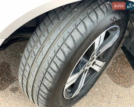 Хендай Соната 2008 в Киеве на Automoto.ua Серый Хендай Соната, объемом двигателя 2 л и пробегом 200 тыс. км за 5700 $, фото 30 на Automoto.ua