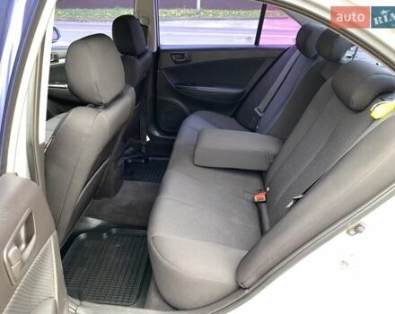 Хендай Соната 2008 в Киеве на Automoto.ua Серый Хендай Соната, объемом двигателя 2 л и пробегом 200 тыс. км за 5700 $, фото 37 на Automoto.ua