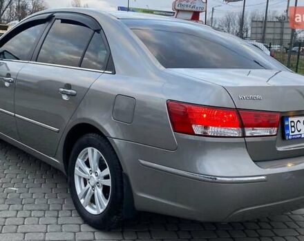 Серый Хендай Соната, объемом двигателя 2 л и пробегом 115 тыс. км за 7800 $, фото 8 на Automoto.ua