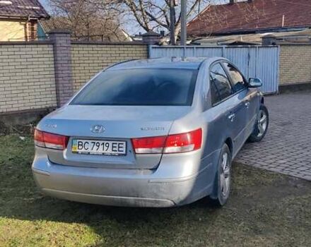 Сірий Хендай Соната, об'ємом двигуна 2 л та пробігом 234 тис. км за 5200 $, фото 3 на Automoto.ua