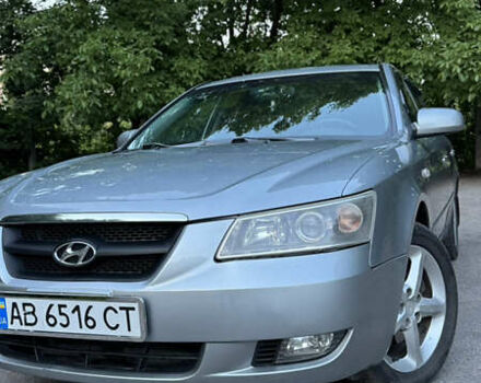 Сірий Хендай Соната, об'ємом двигуна 2.36 л та пробігом 197 тис. км за 6500 $, фото 3 на Automoto.ua