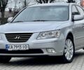 Сірий Хендай Соната, об'ємом двигуна 2.4 л та пробігом 224 тис. км за 7200 $, фото 1 на Automoto.ua