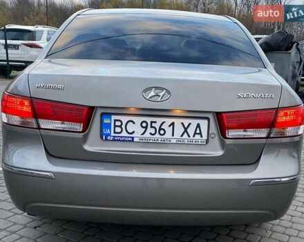 Серый Хендай Соната, объемом двигателя 2 л и пробегом 115 тыс. км за 7800 $, фото 13 на Automoto.ua