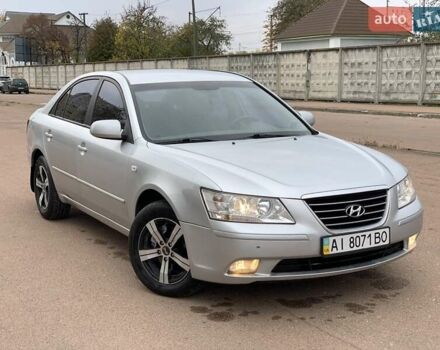Хендай Соната 2008 в Киеве на Automoto.ua Серый Хендай Соната, объемом двигателя 2 л и пробегом 200 тыс. км за 5700 $, фото 27 на Automoto.ua