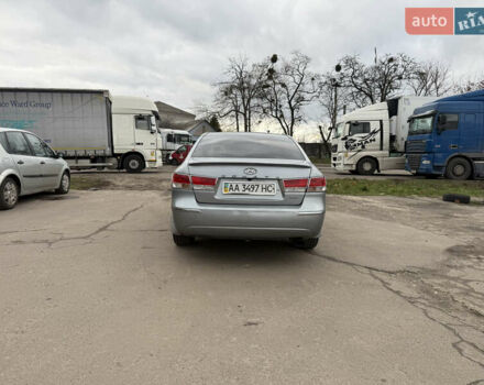 Серый Хендай Соната, объемом двигателя 2.4 л и пробегом 266 тыс. км за 8500 $, фото 6 на Automoto.ua