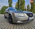 Серый Хендай Соната, объемом двигателя 2 л и пробегом 215 тыс. км за 3850 $, фото 5 на Automoto.ua