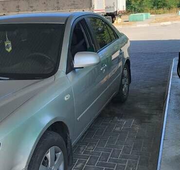 Хендай Соната 2008 у Запоріжжя на Automoto.ua Сірий Хендай Соната, об'ємом двигуна 2 л та пробігом 430 тис. км за 5500 $, фото 1 на Automoto.ua