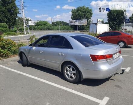 Сірий Хендай Соната, об'ємом двигуна 2 л та пробігом 278 тис. км за 7000 $, фото 10 на Automoto.ua