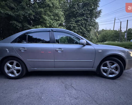 Сірий Хендай Соната, об'ємом двигуна 2.36 л та пробігом 197 тис. км за 6500 $, фото 30 на Automoto.ua