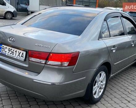 Серый Хендай Соната, объемом двигателя 2 л и пробегом 115 тыс. км за 7800 $, фото 11 на Automoto.ua