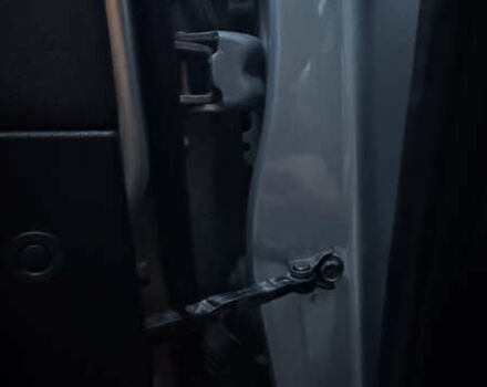 Сірий Хендай Соната, об'ємом двигуна 2.36 л та пробігом 197 тис. км за 6500 $, фото 22 на Automoto.ua