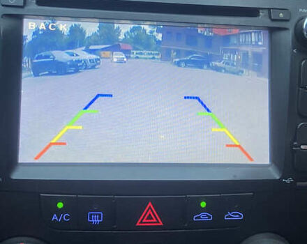 Серый Хендай Соната, объемом двигателя 2 л и пробегом 345 тыс. км за 5200 $, фото 7 на Automoto.ua