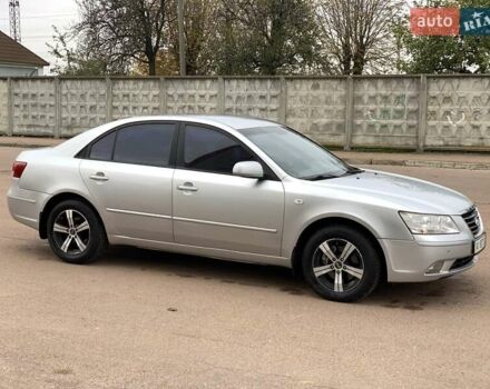Хендай Соната 2008 в Киеве на Automoto.ua Серый Хендай Соната, объемом двигателя 2 л и пробегом 200 тыс. км за 5700 $, фото 22 на Automoto.ua