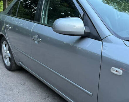 Сірий Хендай Соната, об'ємом двигуна 2.36 л та пробігом 197 тис. км за 6500 $, фото 45 на Automoto.ua