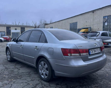 Серый Хендай Соната, объемом двигателя 2 л и пробегом 260 тыс. км за 4700 $, фото 2 на Automoto.ua