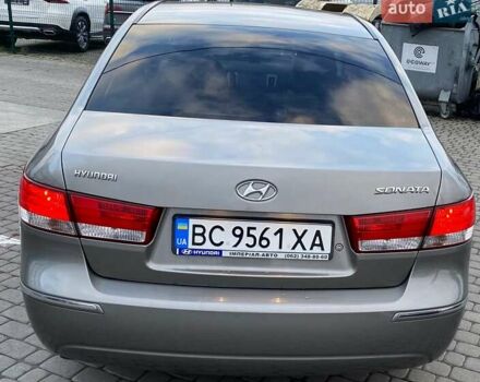 Серый Хендай Соната, объемом двигателя 2 л и пробегом 115 тыс. км за 7800 $, фото 14 на Automoto.ua