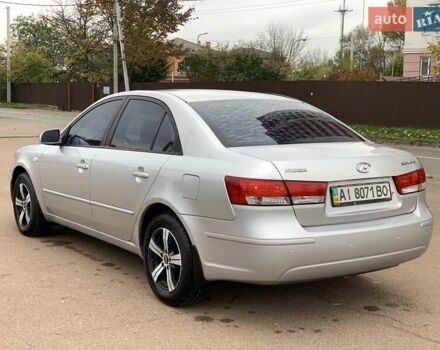 Хендай Соната 2008 в Киеве на Automoto.ua Серый Хендай Соната, объемом двигателя 2 л и пробегом 200 тыс. км за 5700 $, фото 12 на Automoto.ua