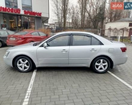 Сірий Хендай Соната, об'ємом двигуна 1.99 л та пробігом 350 тис. км за 6200 $, фото 9 на Automoto.ua