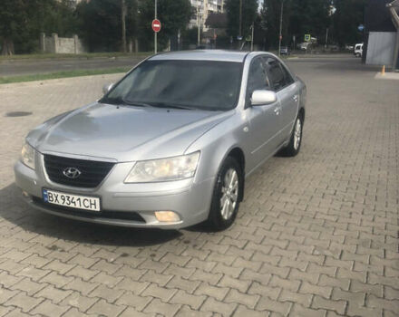 Серый Хендай Соната, объемом двигателя 2 л и пробегом 345 тыс. км за 5200 $, фото 5 на Automoto.ua