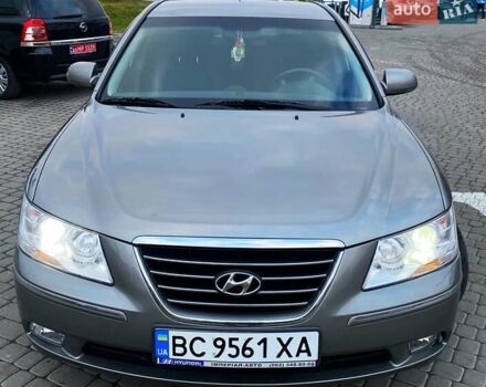 Серый Хендай Соната, объемом двигателя 2 л и пробегом 115 тыс. км за 7800 $, фото 3 на Automoto.ua